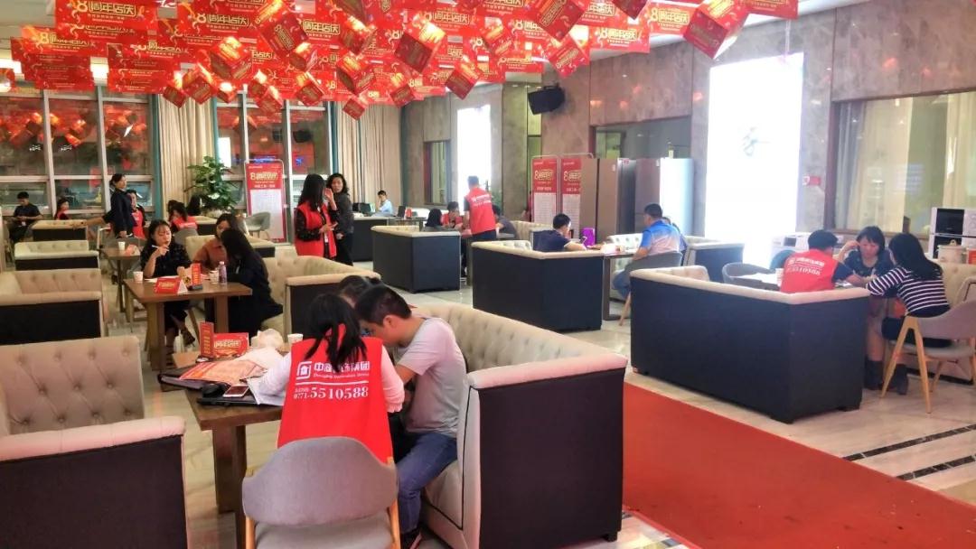 這家公司居然這么火爆，是什么吸引了他們?