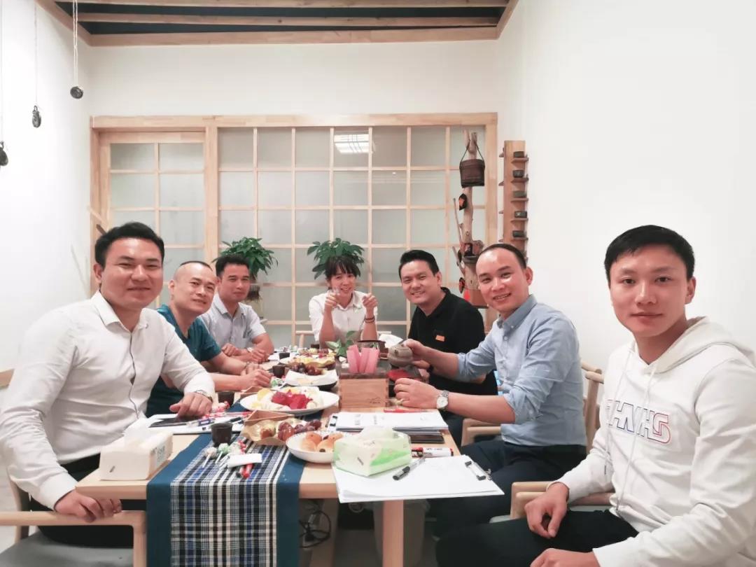 工程、材料中心管理層“裸心會”丨茶短情長，一場來自心靈的對話！